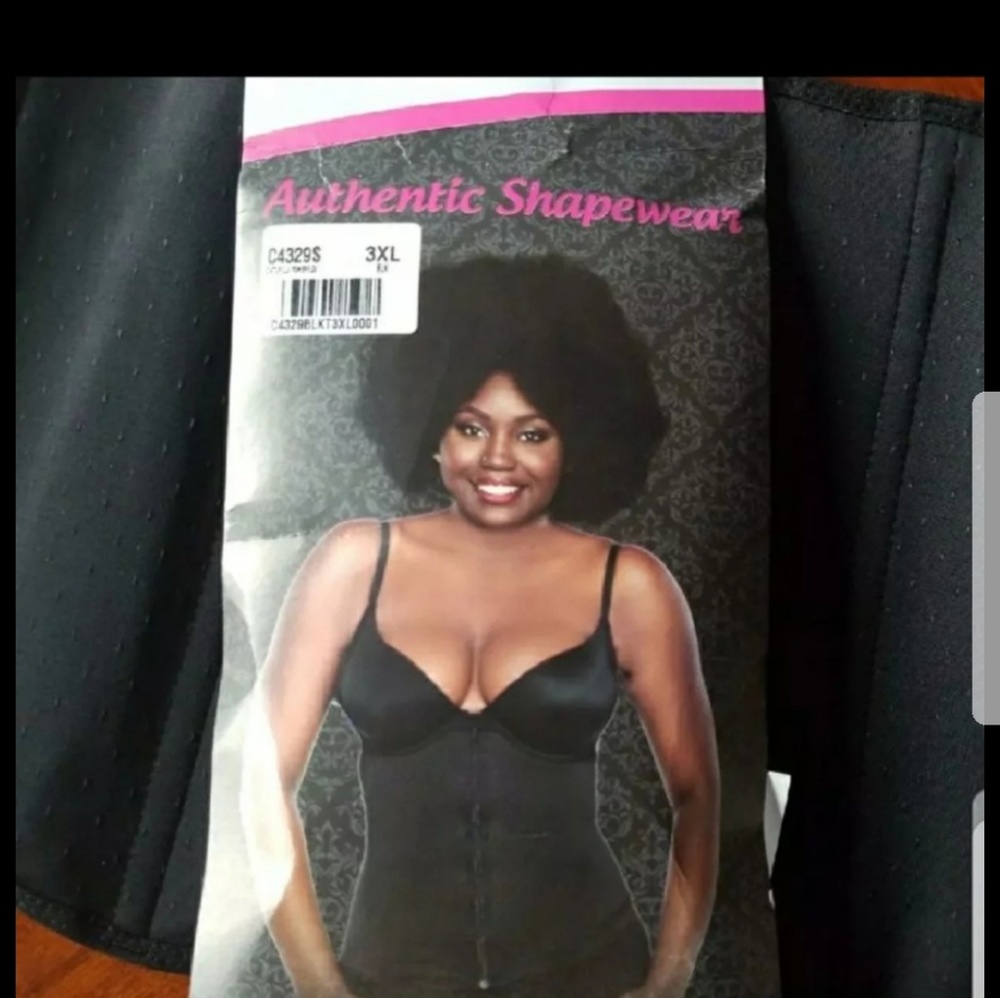 Shapewear - Picture 3 of 4
